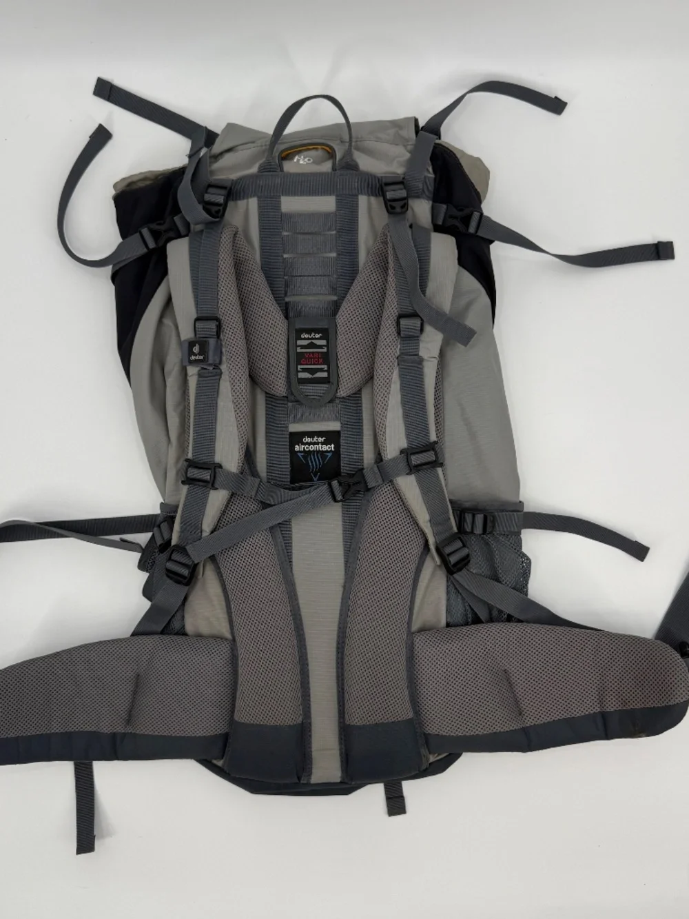 Deuter ACT Zero 60L + 10L Aircontact Backpacking Pack Gray Black Hiking Rucksack